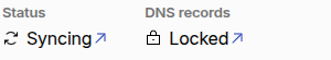 Indicador de status mostrando Syncing, com os registros de DNS marcados como Locked.